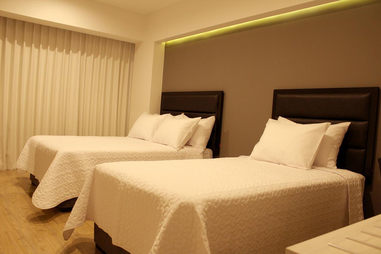 Awqa Hoteles - Sede Natasha トルヒーリョ エクステリア 写真