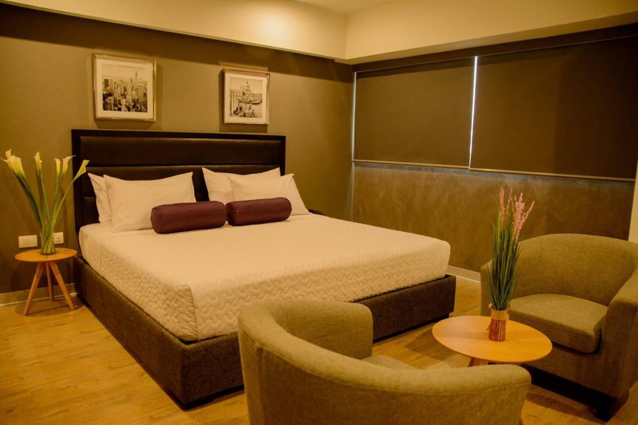 Awqa Hoteles - Sede Natasha トルヒーリョ エクステリア 写真